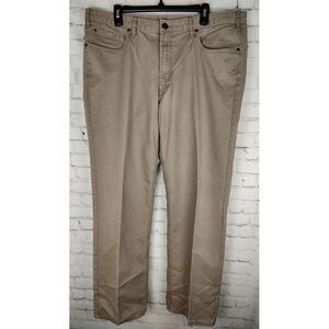 Men's Haggar Khaki Jeans Size 40 x 32 Straight Fit 5 Pocket